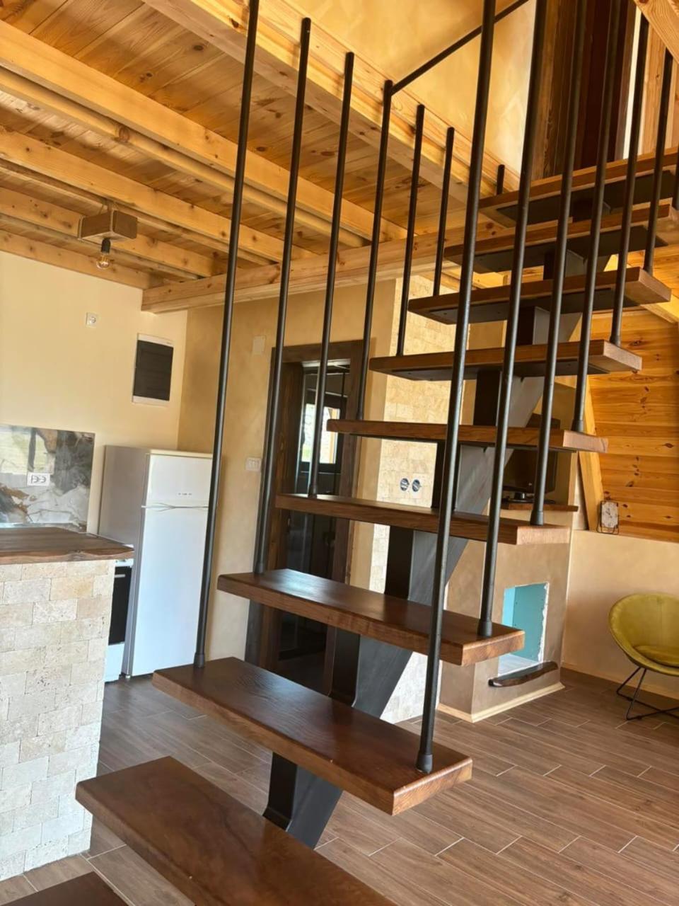 Вилла Sunrise House Плужине Экстерьер фото
