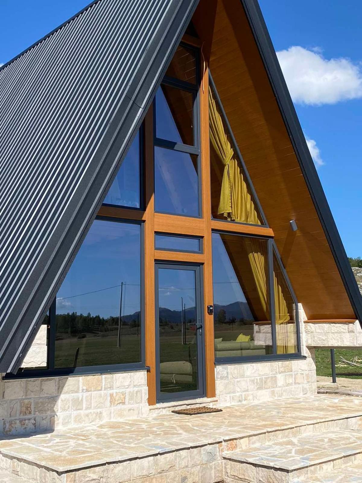 Вилла Sunrise House Плужине Экстерьер фото
